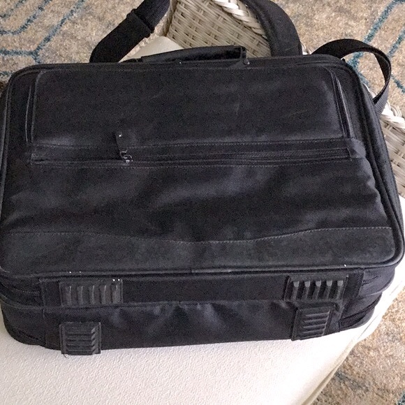 NEW Port Noteworthy Profession lap top/organizer/briefcase - Picture 13 of 13